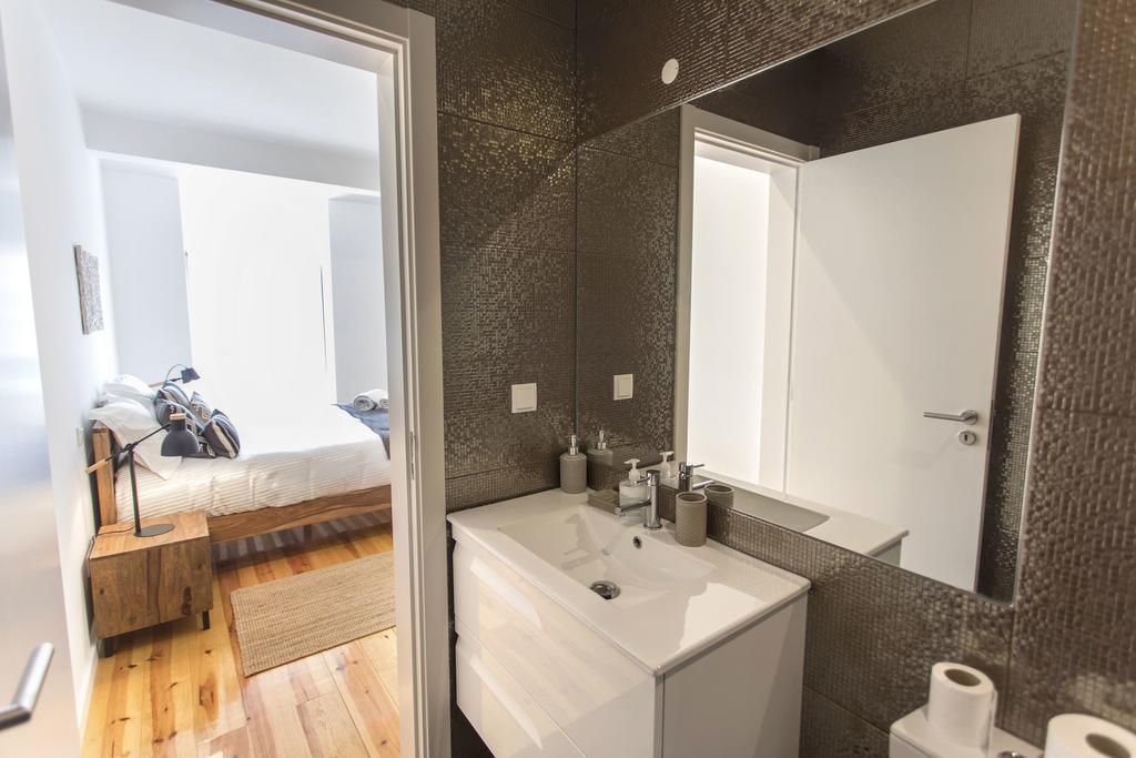 Lovelystay - Cais Apartment River View リスボン エクステリア 写真