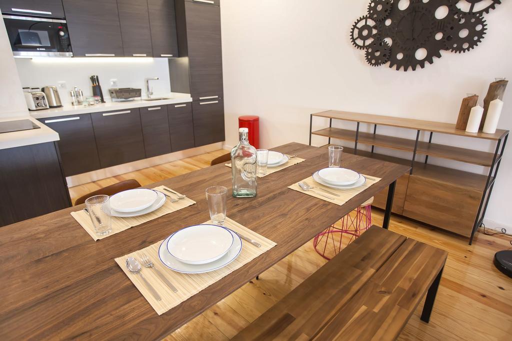Lovelystay - Cais Apartment River View リスボン エクステリア 写真