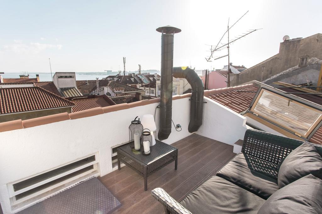 Lovelystay - Cais Apartment River View リスボン エクステリア 写真