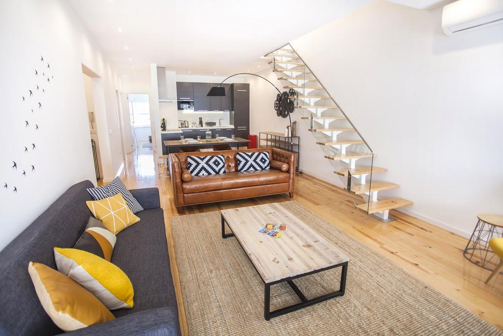 Lovelystay - Cais Apartment River View リスボン エクステリア 写真