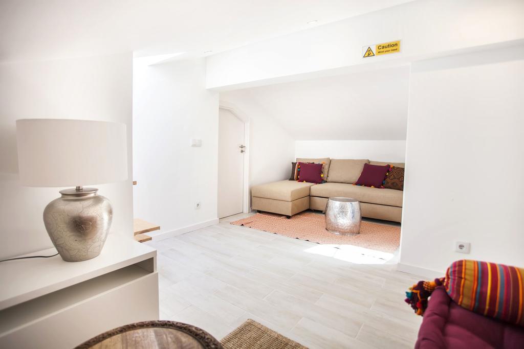 Lovelystay - Cais Apartment River View リスボン エクステリア 写真
