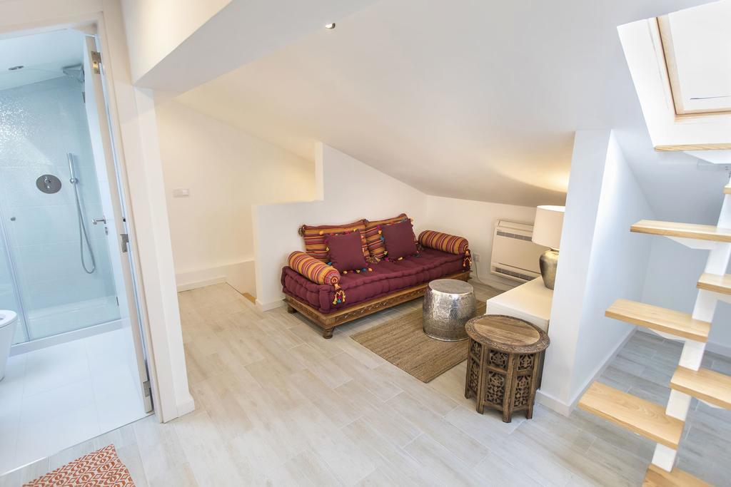 Lovelystay - Cais Apartment River View リスボン エクステリア 写真