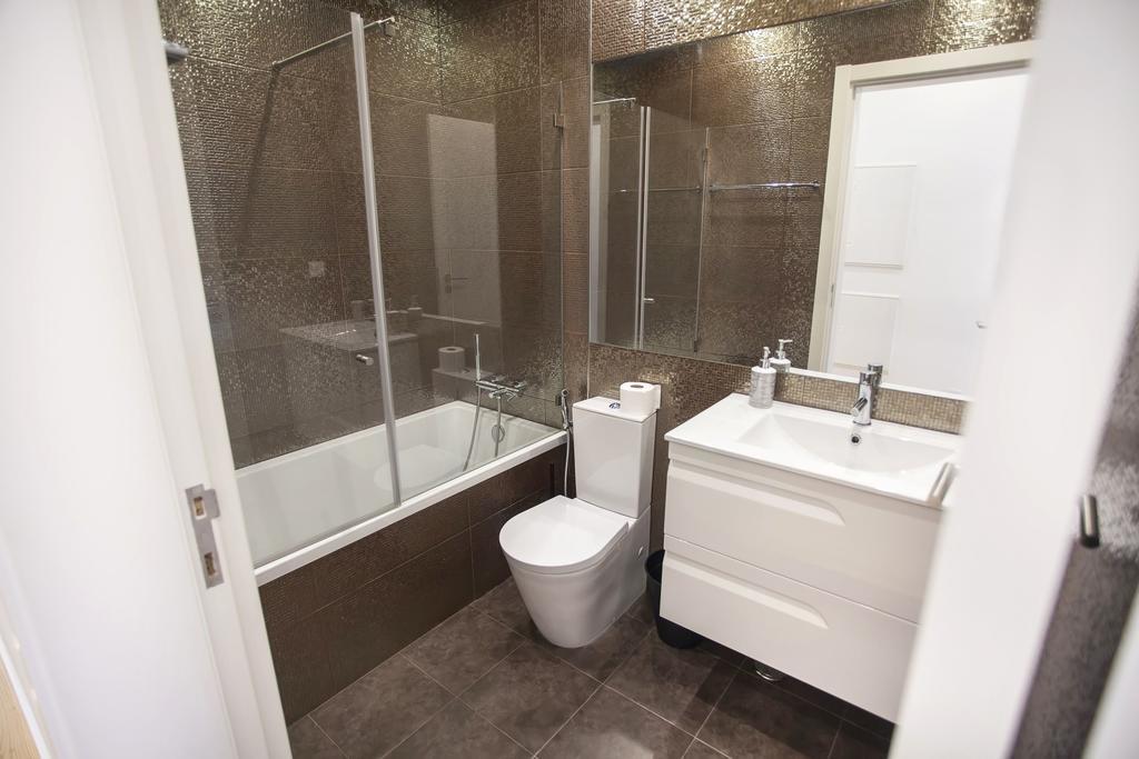 Lovelystay - Cais Apartment River View リスボン エクステリア 写真